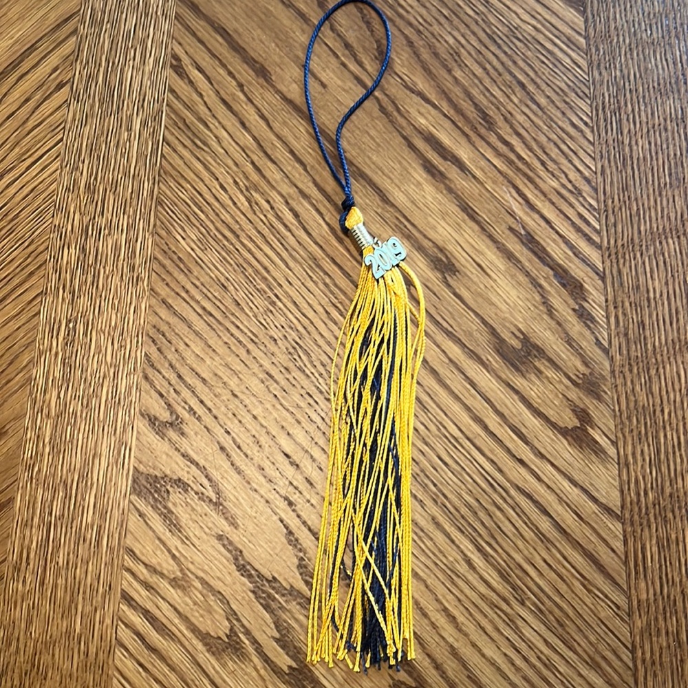 Graduation cap 2019 blue and gold tassel